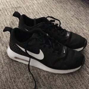 Nike Air Max Tavas